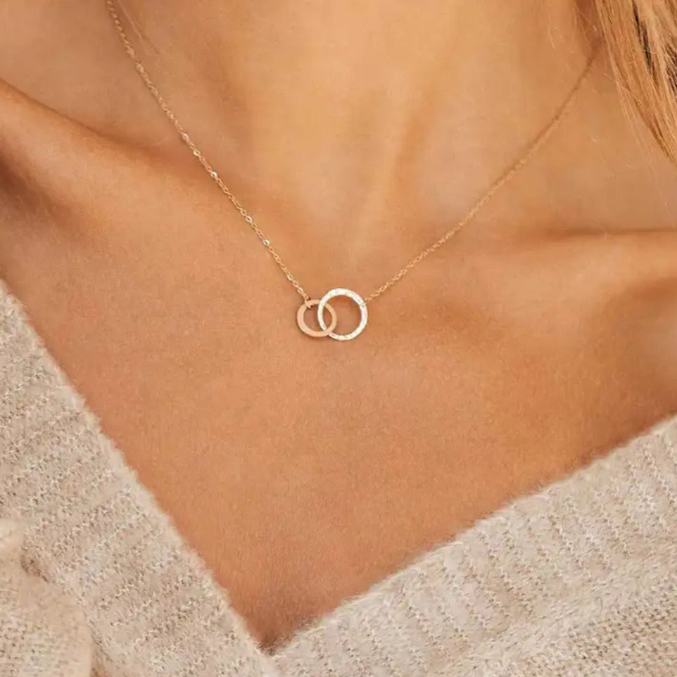 Double Loop necklace Gold