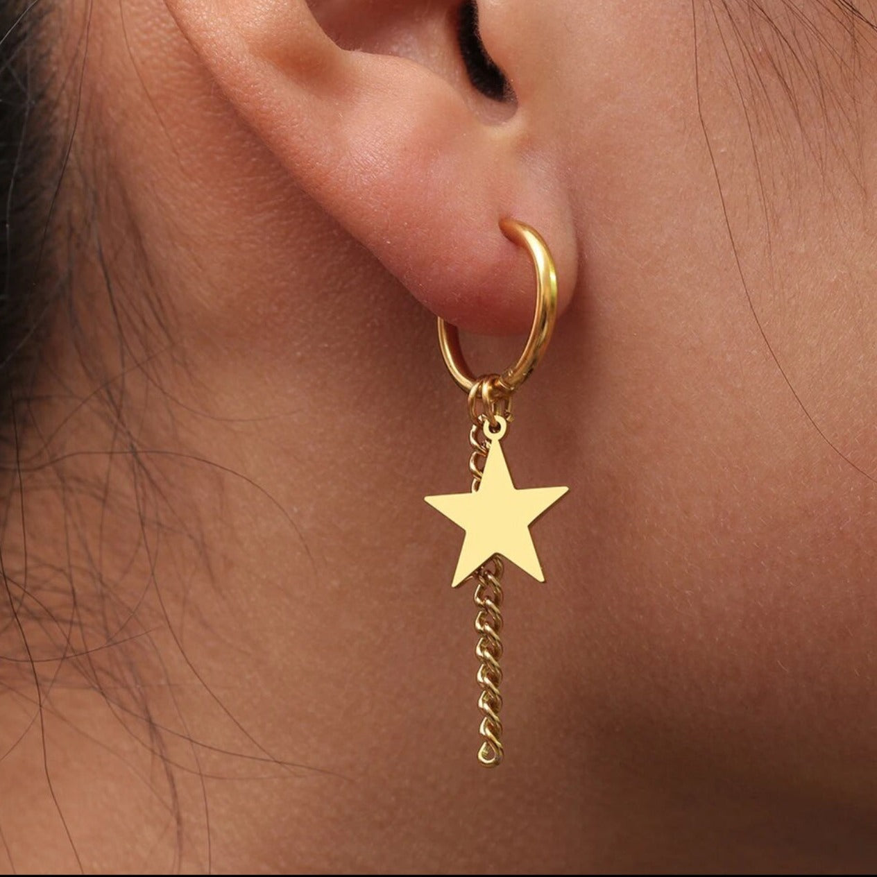 Star Pendant Chain Gold